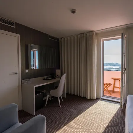 The One Grand Da Povoa - By Mhmb Hospitality 4* Póvoa de Varzim