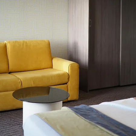 The One Grand Da Povoa - By Mhmb Hospitality Szálloda