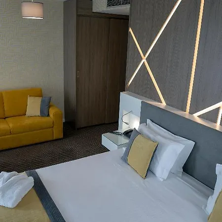 Szálloda The One Grand Da Povoa - By Mhmb Hospitality