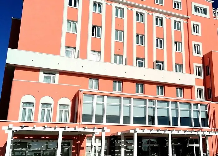 Hotel The One Grand Da Povoa - By Mhmb Hospitality