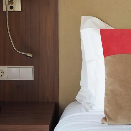 The One Grand Da Povoa - By Mhmb Hospitality Hotel