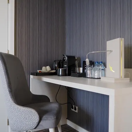 Hotel The One Grand Da Povoa - By Mhmb Hospitality 4*