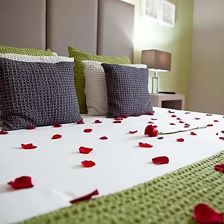 The One Grand Da Povoa - By Mhmb Hospitality מלון Póvoa de Varzim
