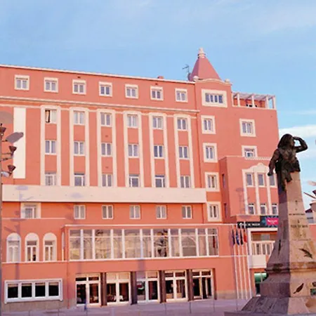 The One Grand Da Povoa - By Mhmb Hospitality